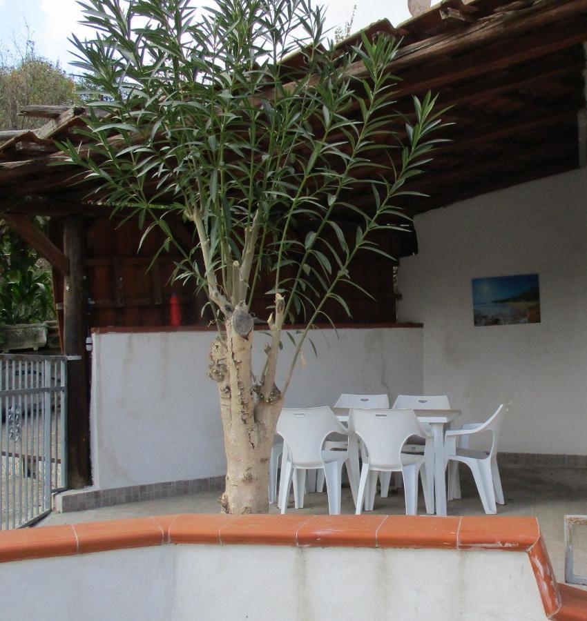 Resort Giardino Degli Aranci - Casa Lisca Baronissi Buitenkant foto
